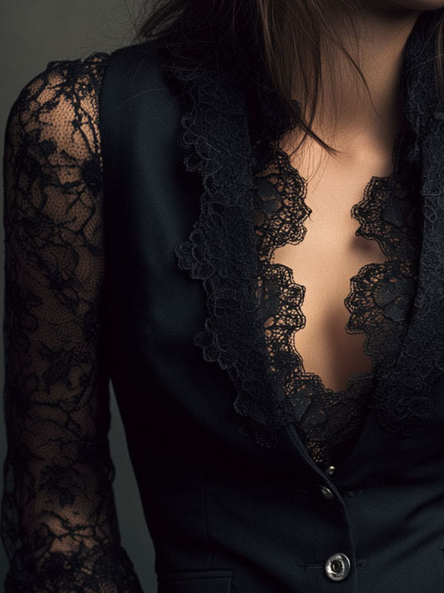 Claudia · Blazer Negro con Encaje