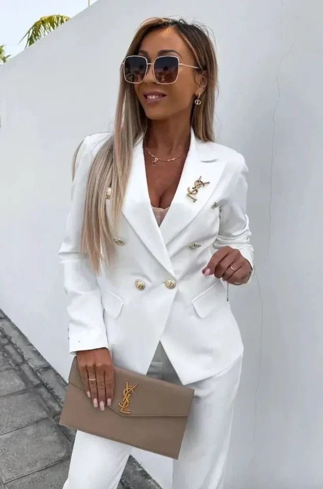Paola · Conjunto elegante de dos piezas